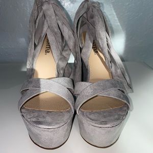 JustFab gray wedges